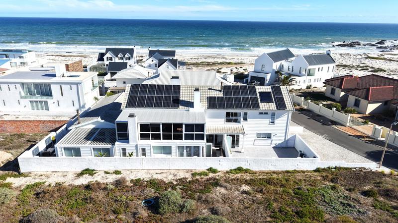 5 Bedroom Property for Sale in Pearl Bay Western Cape